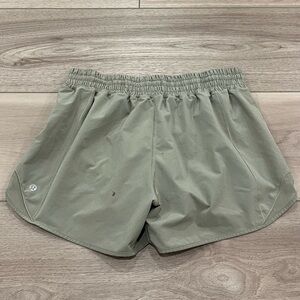 Lululemon Hotty Hot High-Rise Lined Short 4"